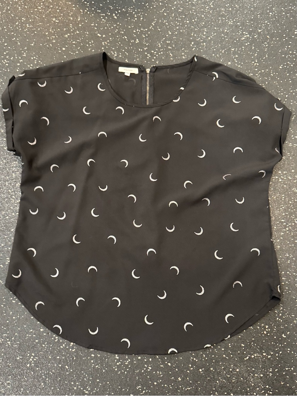 Maurices Black Crescent-Print Short Sleeve Blouse